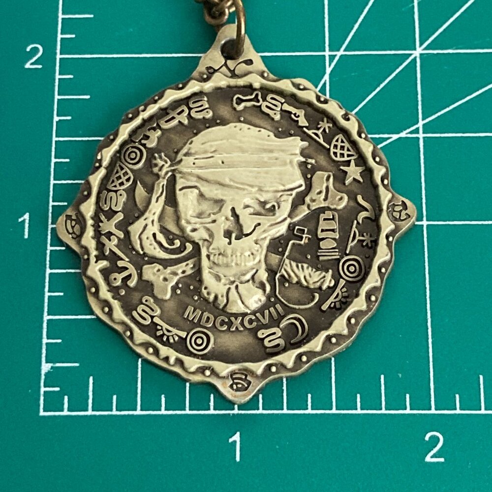 Disney Gold Pirate League Skull Medallion Vintage Necklace - Picture 9 of 9